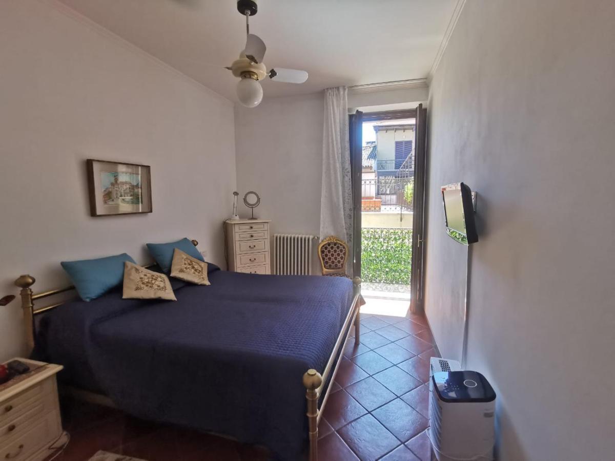 Dolfin - Nel Centro Di Stresa - By Impero House Apartment Exterior photo